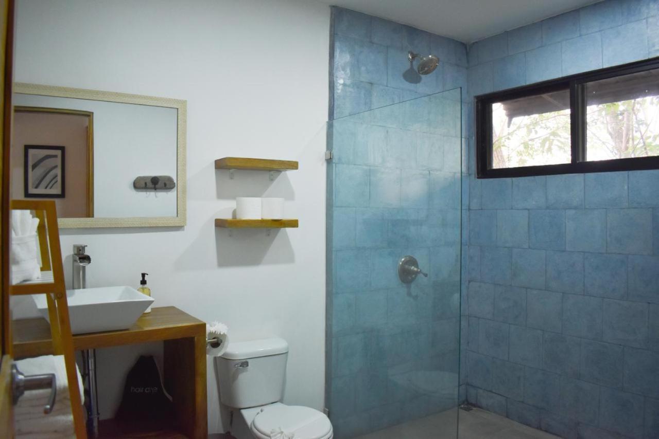 Blue Window Boutique Villas Hotel Playa Junquillal Exterior photo